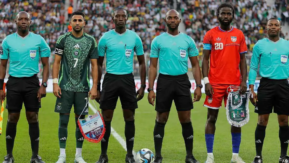 منتخب الجزائر يسحق ليبيريا.. ومحرز يهز الشباك (فيديو)