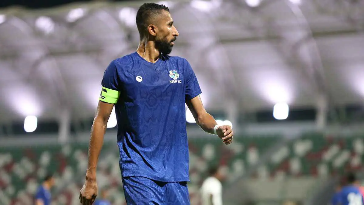 "عشت شهرا جبارا".. سلمان الفرج يكشف تفاصيل تفكيره في الاعتزال (فيديو)