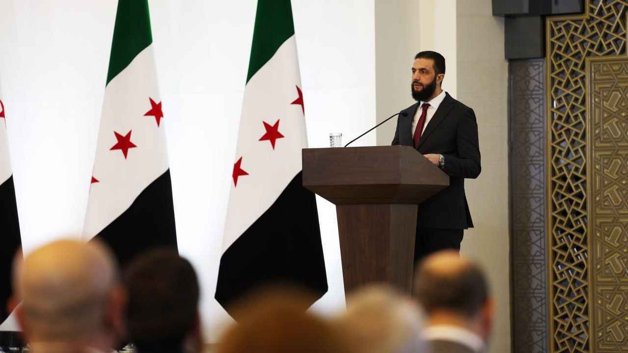 "مؤتمر الحوار" يؤكد وحدة أراضي سوريا ويدعو لرفع العقوبات الدولية