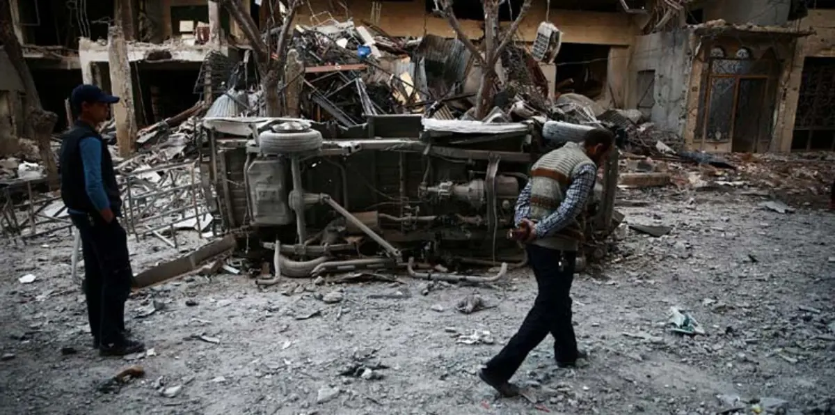 بالفيديو.. جيش الإسلام يطلق النار على متظاهرين احتجوا ضد اقتتال المعارضة بريف دمشق