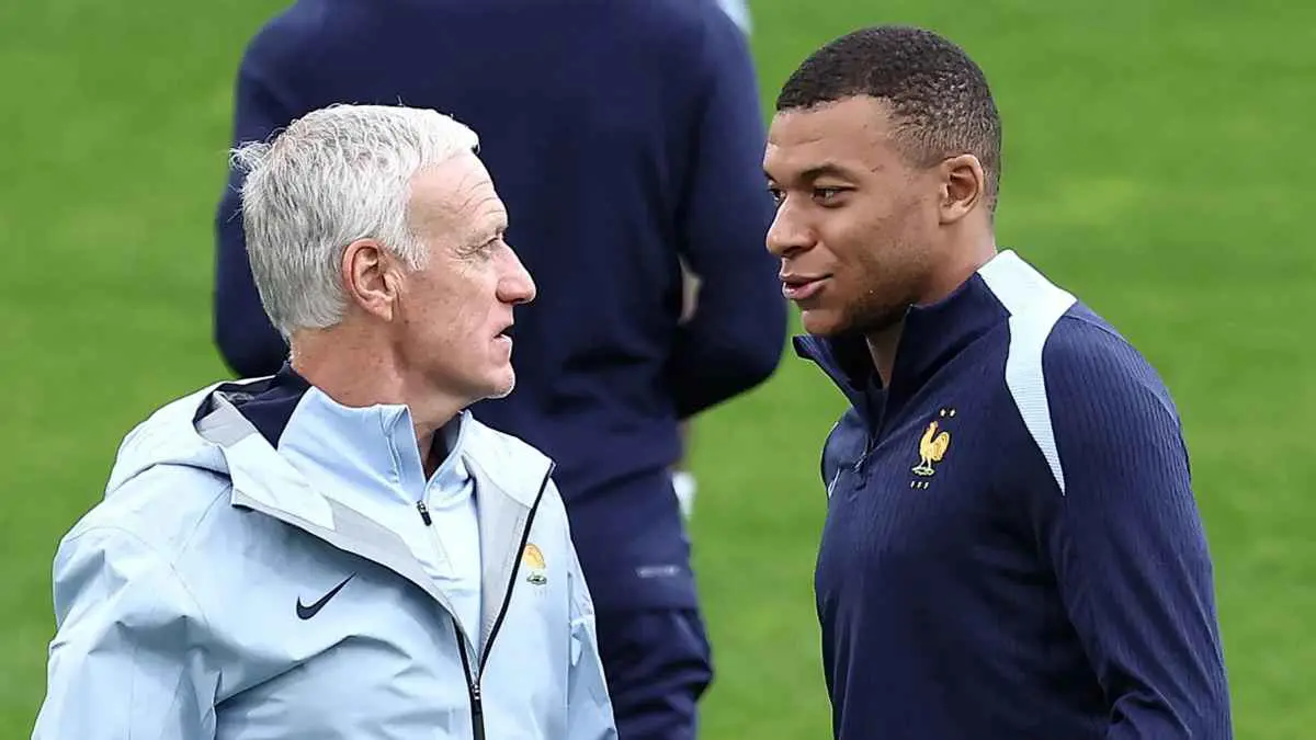 ردّ له الصاع صاعين.. كيف انتقم ديشامب من مبابي؟