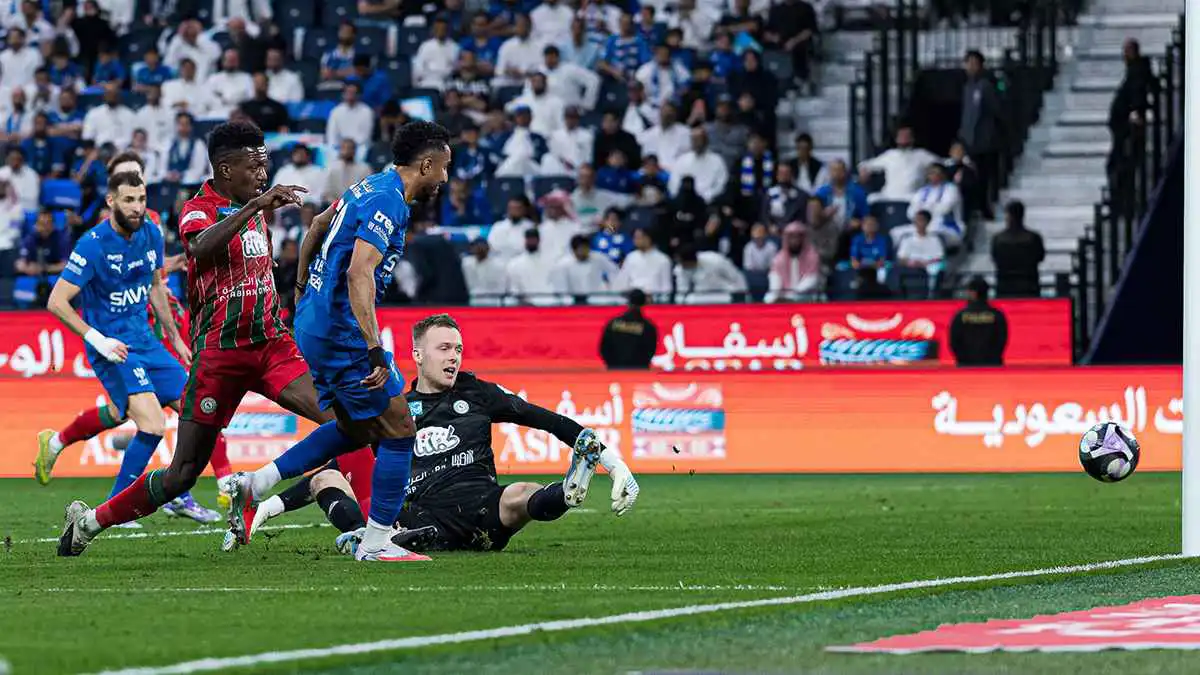 ترتيب الدوري السعودي بعد فوز الهلال على الاتفاق (فيديو)