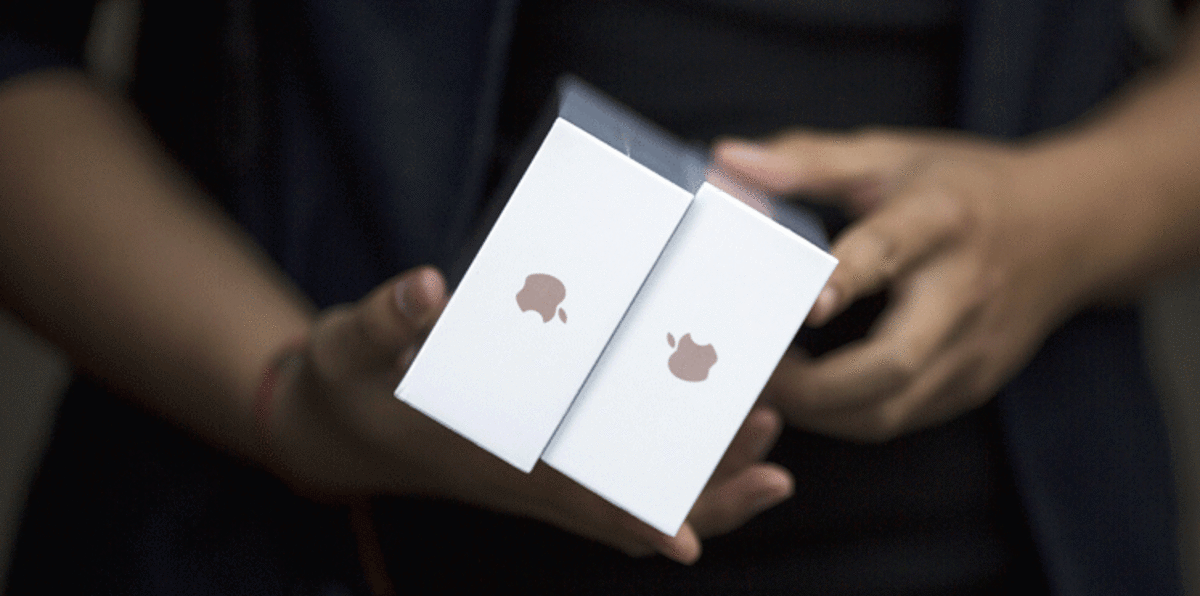 متجر آبل في الإمارات يتيح تبديل الجوالات القديمة بأخرى جديدة