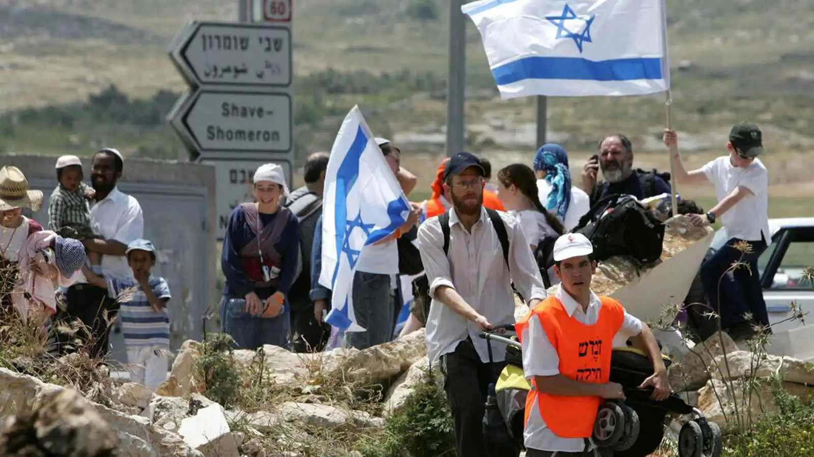 قناة عبرية تدعو إلى زحف استيطاني نحو الكتل السكنية العربية في الضفة