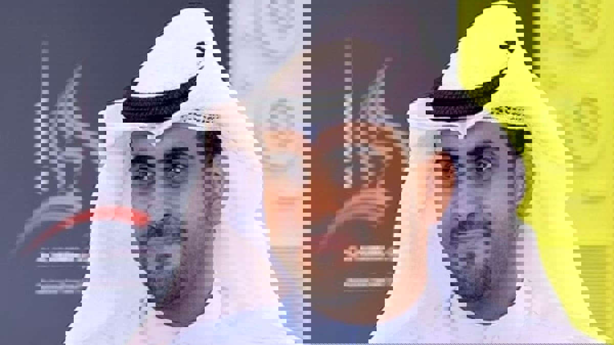 بعد عام من اعتناق المسيحية.. الإعلامي الكويتي محمد المؤمن يعود للإسلام