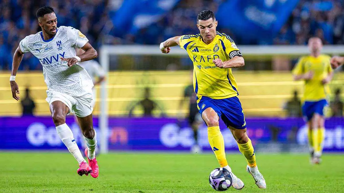 الهلال والنصر وبايرن ميونخ.. مواعيد مباريات اليوم الجمعة والقنوات الناقلة