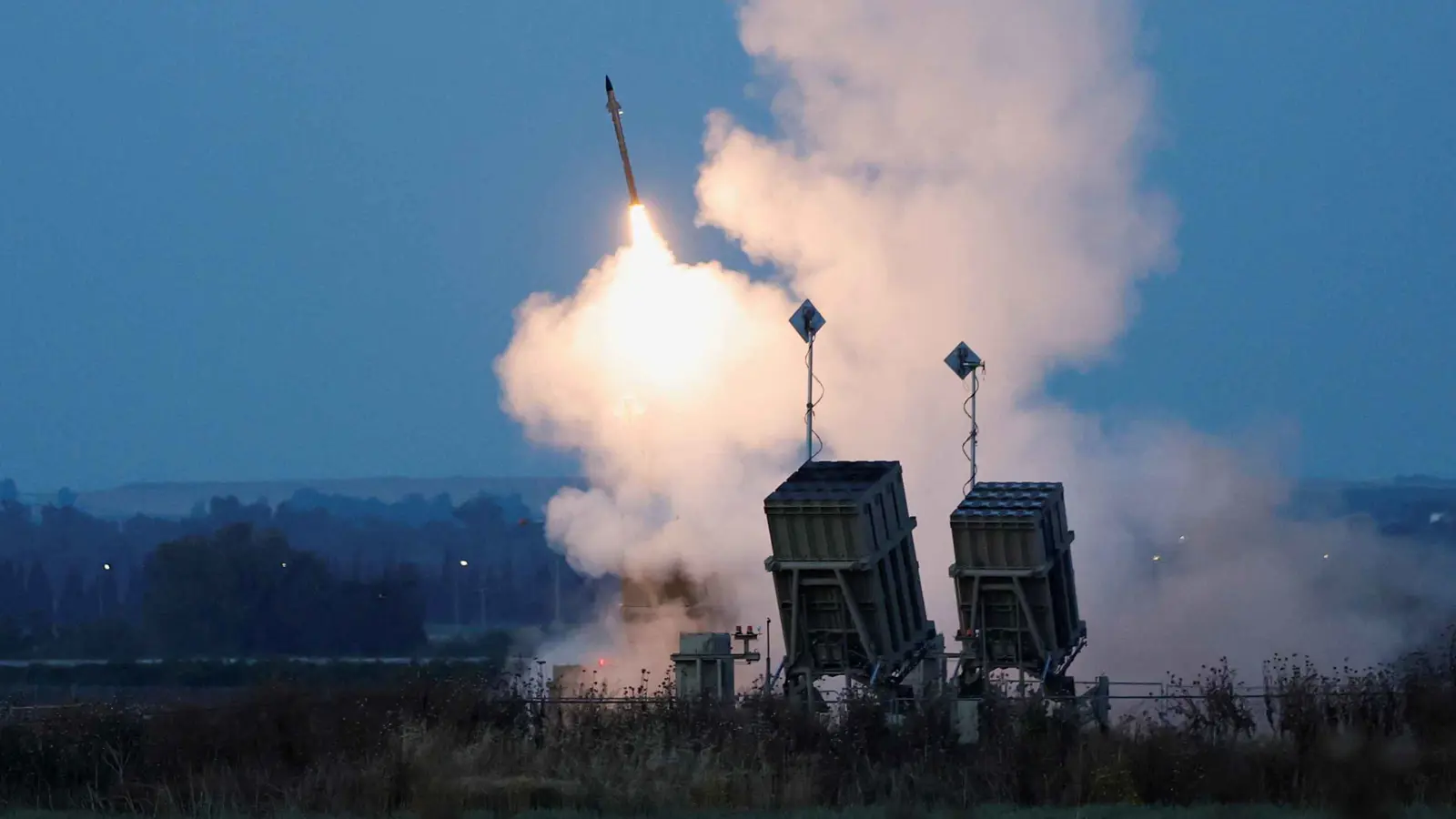 "نيويورك تايمز": عاملان يُحددان عمر الحرب الإسرائيلية الإيرانية