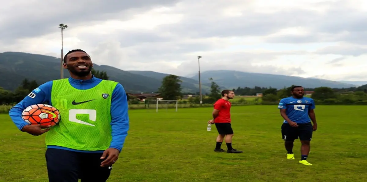 الهلال السعودي يُحفز لاعبيه بمكافآت ضخمة لاقتناص السوبر من الأهلي