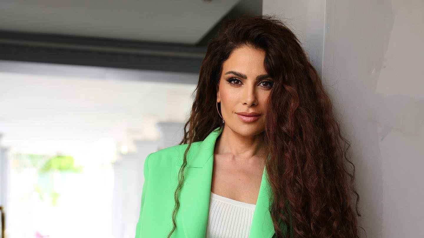 صبا مبارك تنتقد نفسها في "وتر حساس" (فيديو)