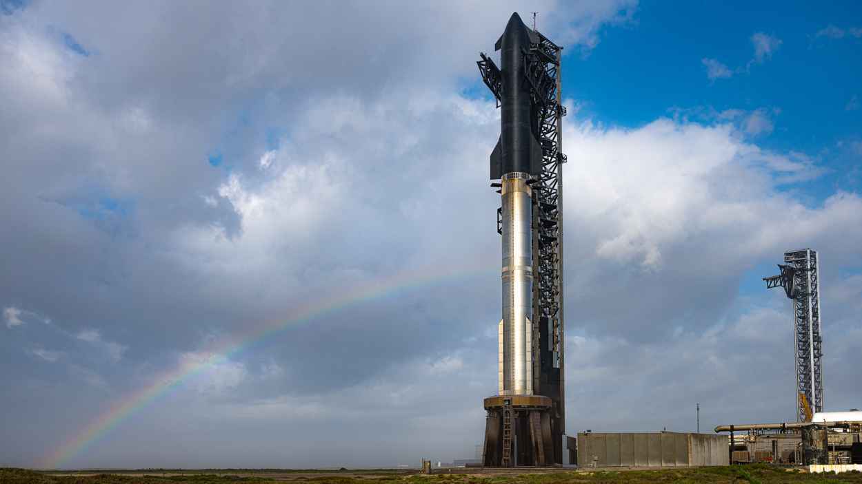 بسبب "ستارشيب"... تأجيل كلمة مرتقبة لماسك حول بعثة المريخ