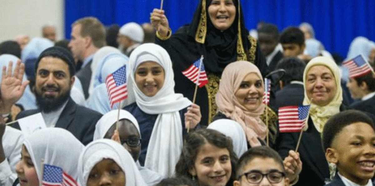 منها "غوغل" و "تويتر".. شركات أمريكية عملاقة تقف ضد توجه ترامب حيال المسلمين