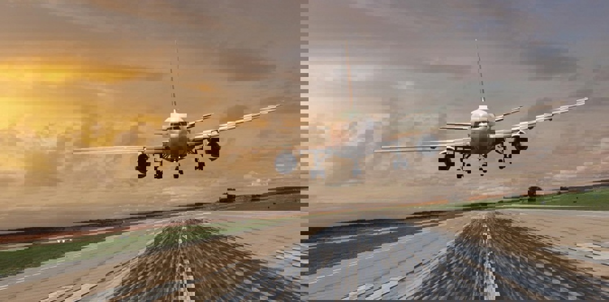 هبوط اضطراري لطائرة سعوديّة في مطار القاهرة الدولي