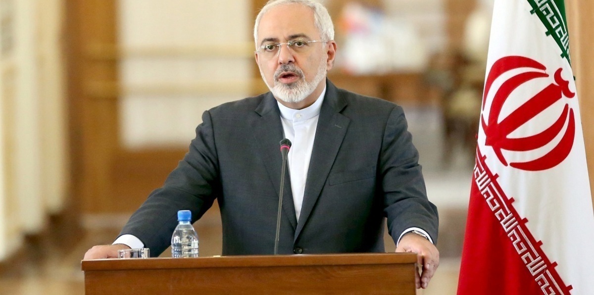 وزير خارجية إيران يأسف لإحياء قرار حظر السفر لأمريكا