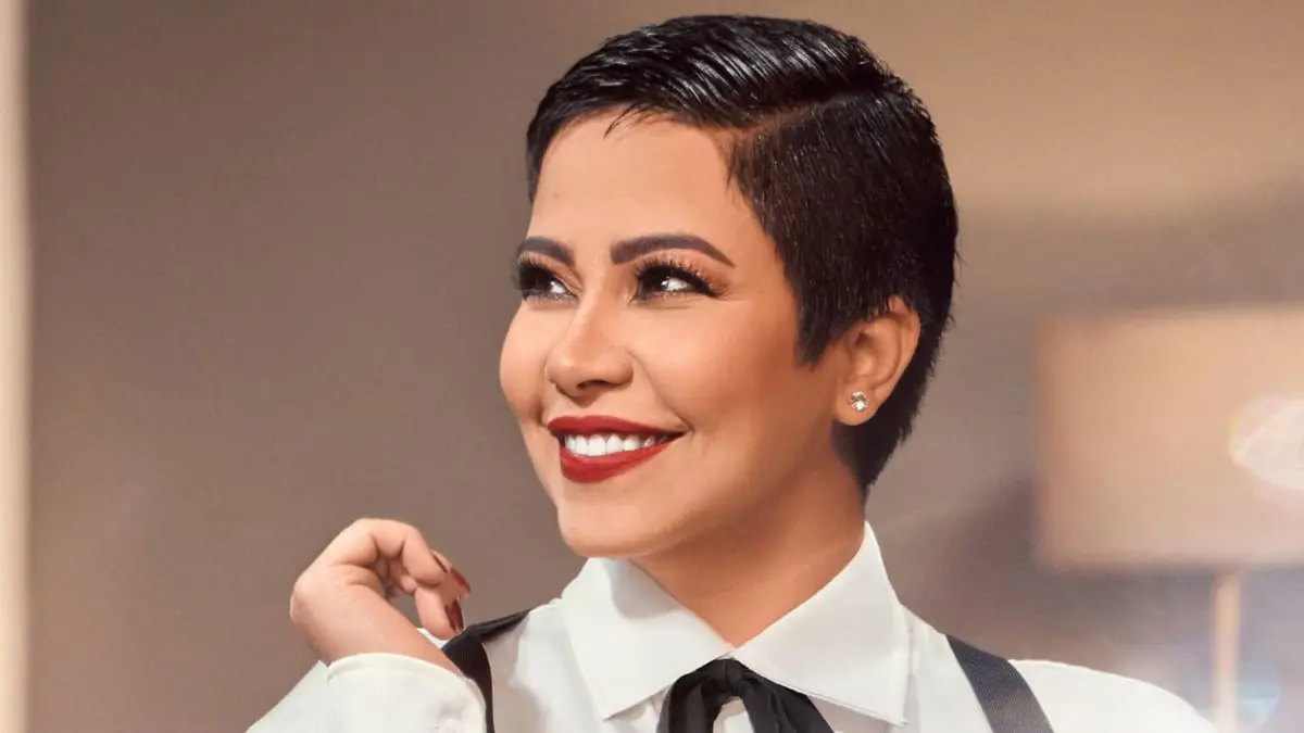 مدير مهرجان قرطاج يتهم الفنانة لطيفة بتشويه صورة شيرين‎‎