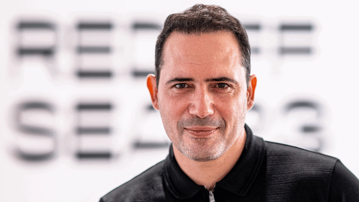 ظافر العابدين يعترف بخضوعه للعلاج النفسي لهذا السبب