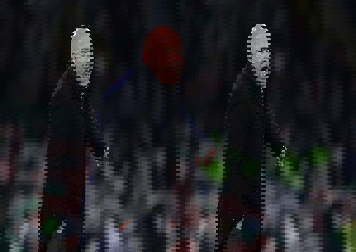 سلوت ينقلب على مهاجم ليفربول