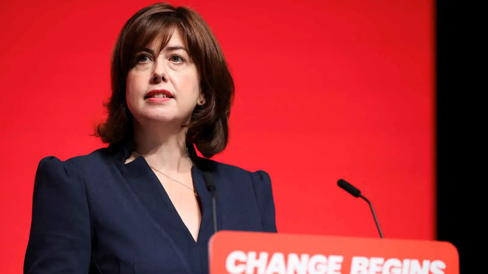 فوز لوسي باول بمنصب نائب زعيم حزب العمال البريطاني