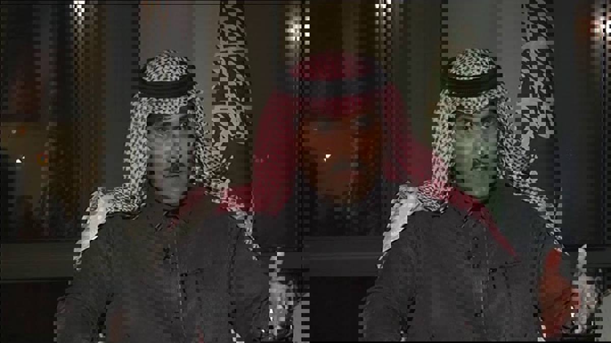 محمد آل جابر يعلق على إفراج "الانتقالي" عن أموال "المركزي" اليمني