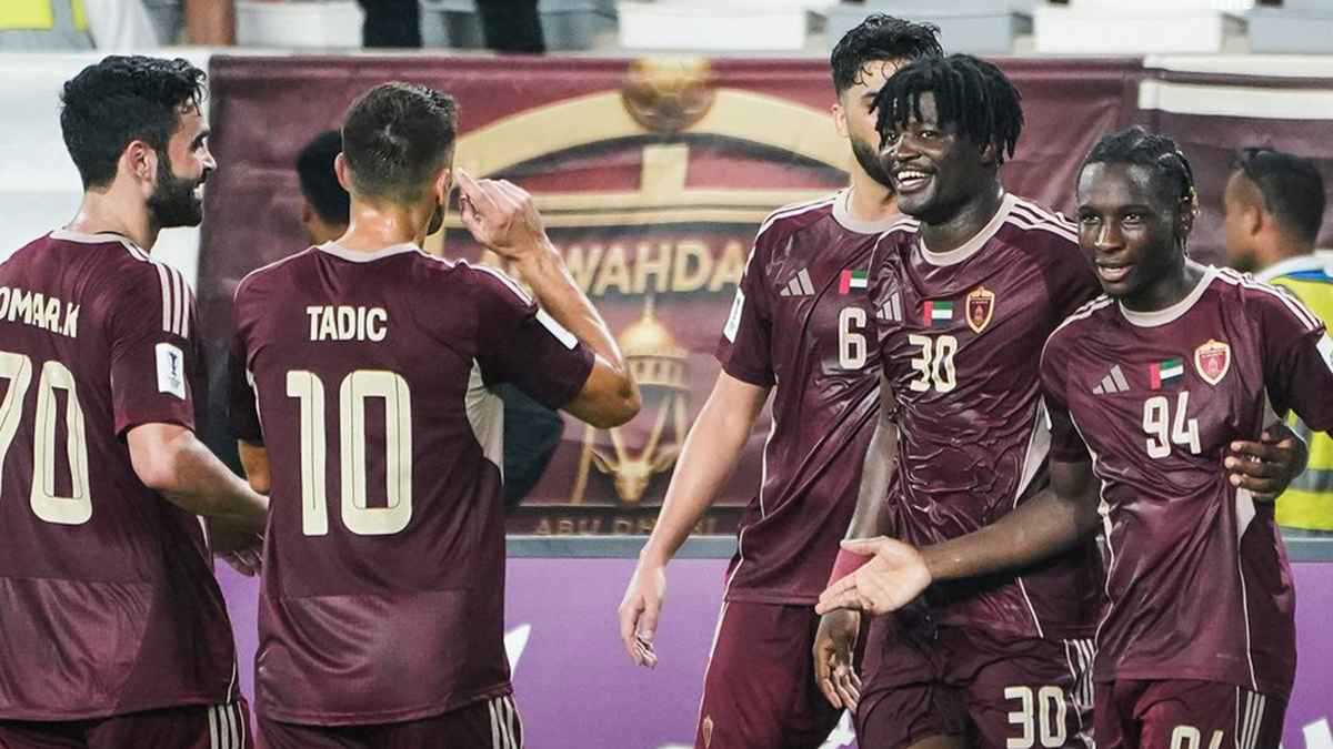الوحدة الإماراتي يكتسح الدحيل ويتصدر مجموعة الغرب بدوري أبطال آسيا للنخبة