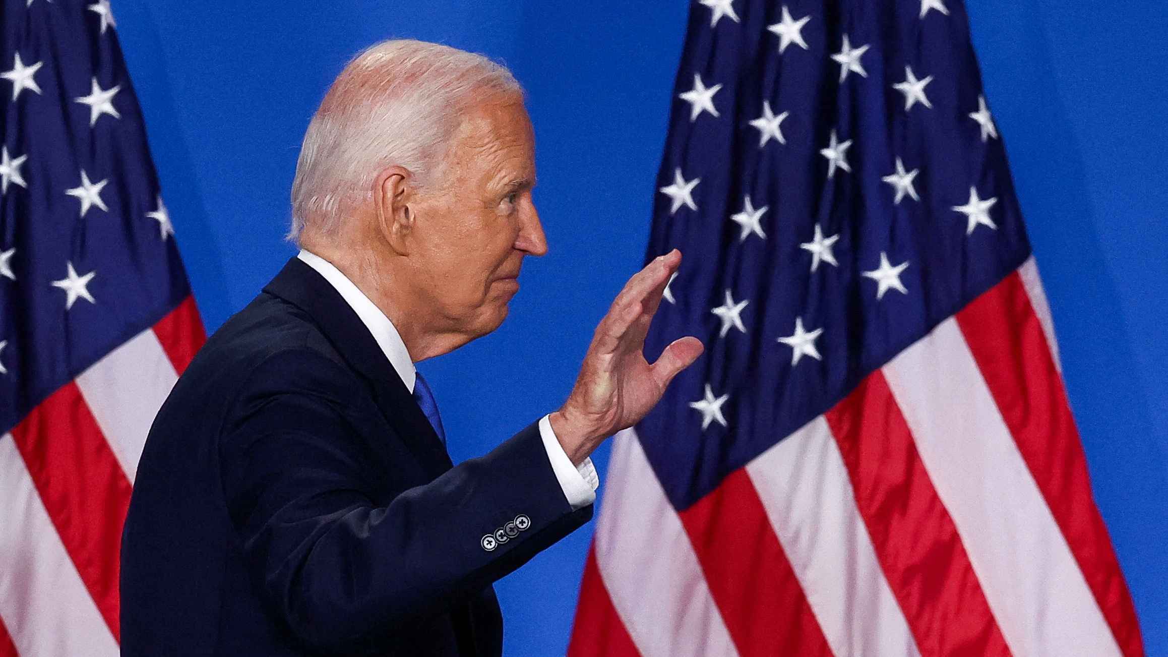 "إنها الأفضل".. بايدن يدعو إلى دعم كامالا هاريس