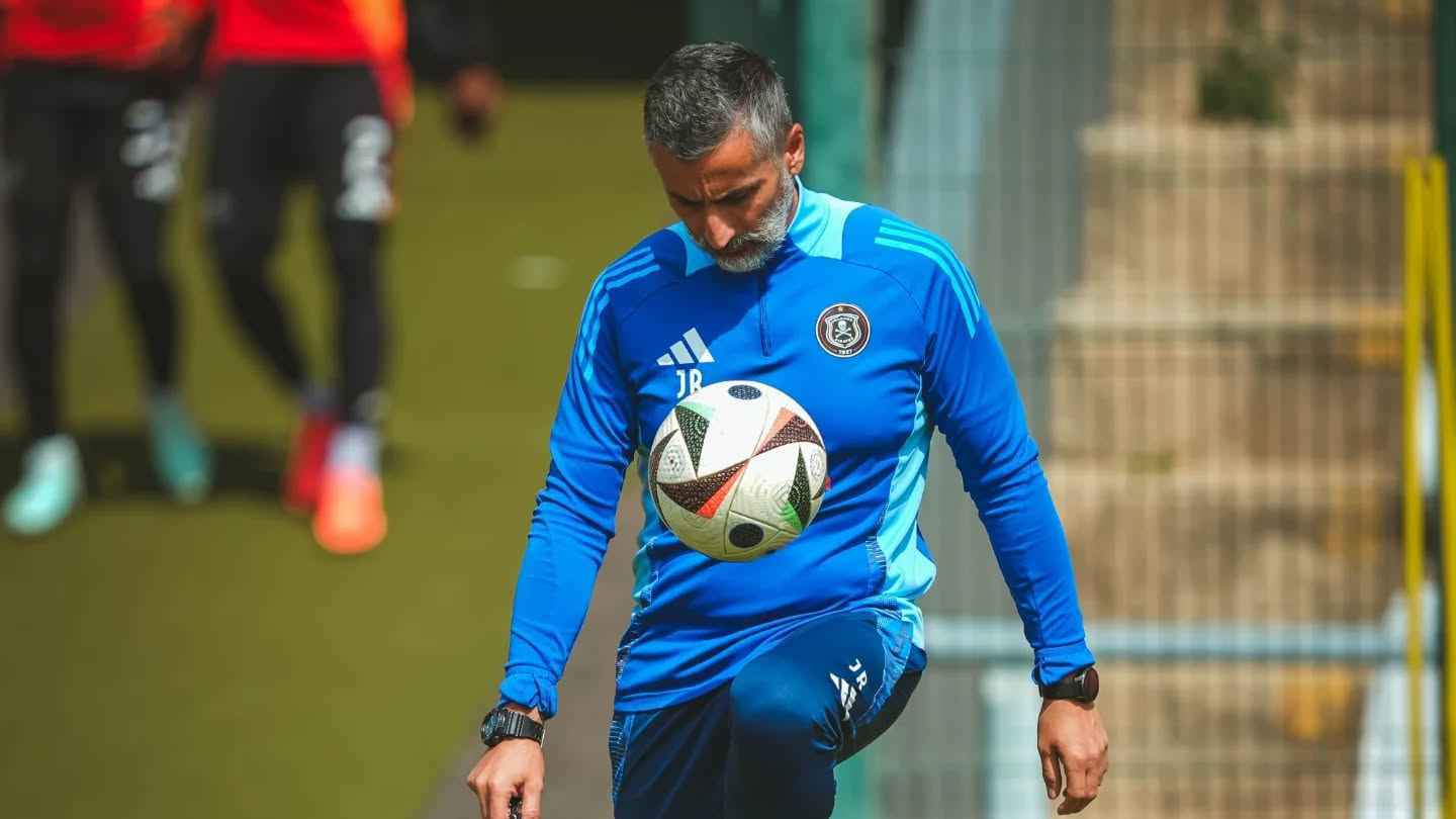 رسميا.. مدرب مغربي يخلف خوسيه ريفيرو على رأس أورلاندو بايرتس