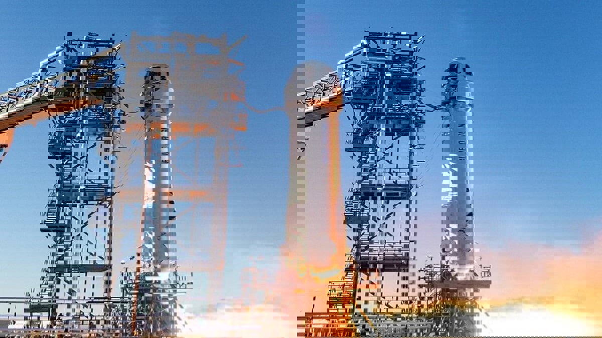 نظرة داخل كبسولة Crew التي أطلقها جيف بيزوس للسياحة الفضائية (صور وفيديو)