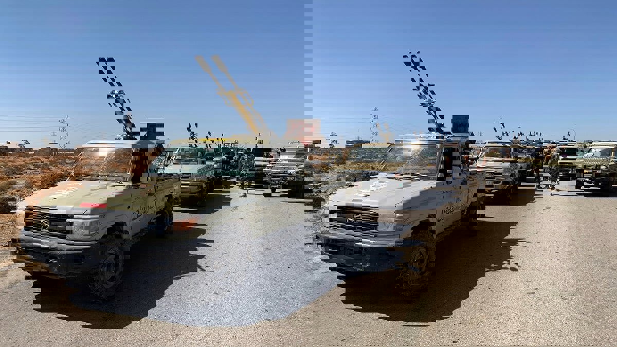 حشود لقوات الوفاق الليبية تتحرك باتجاه سرت (فيديو)