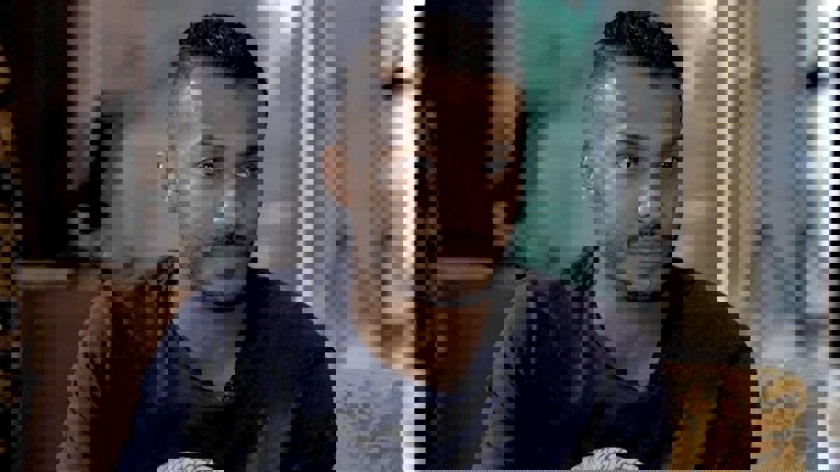 نايف هزازي يرد على "عدم قدرته على الجري في ملعب سداسيات" (فيديو)