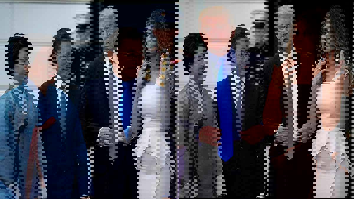 ترامب يقول إنه سيناقش مع مون احتمال عقد "لقاءات جديدة" مع زعيم كوريا الشمالية