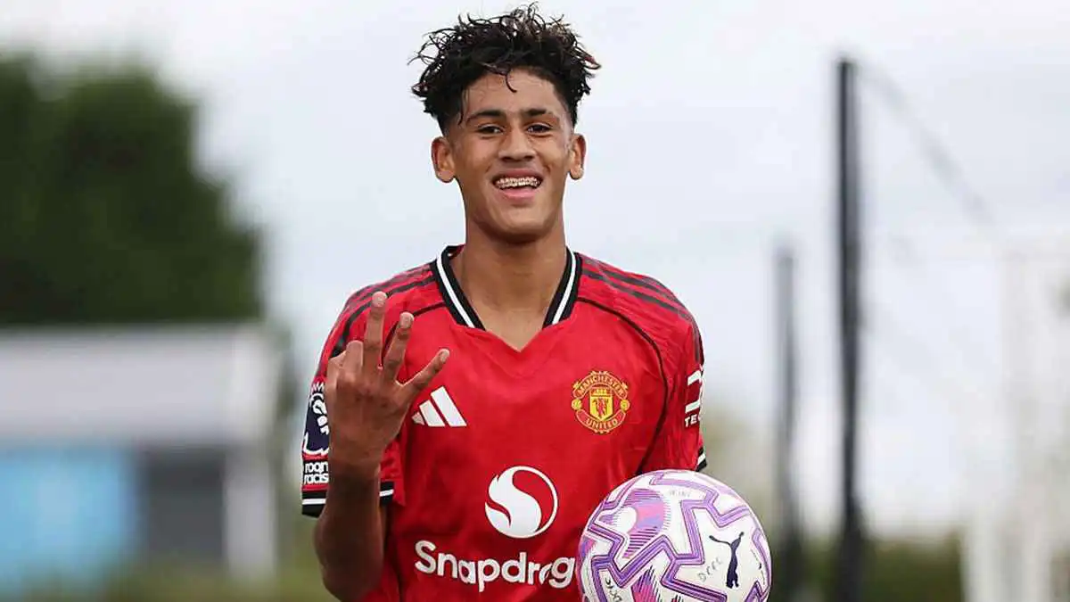 من هو جي جي غابرييل الذي خطف الأضواء من نجل واين روني؟ (فيديو)