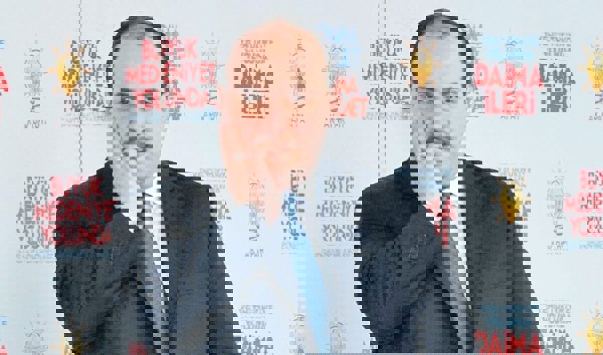 وثيقة مسربة: وزير مقرب من أردوغان أجبر التلفزيون على حذف قصة فضيحته بالتحرش الجنسي