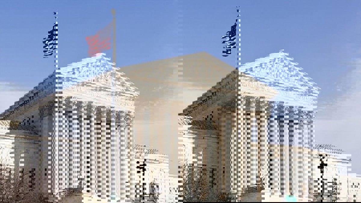 توقيف مهندس نووي أمريكي وزوجته حاولا بيع معلومات "حساسة" لدولة أجنبية