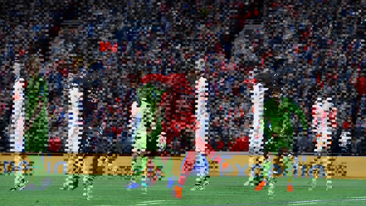 أخبار برشلونة وريال مدريد ويوفنتوس والدوريات الخمس الكبرى