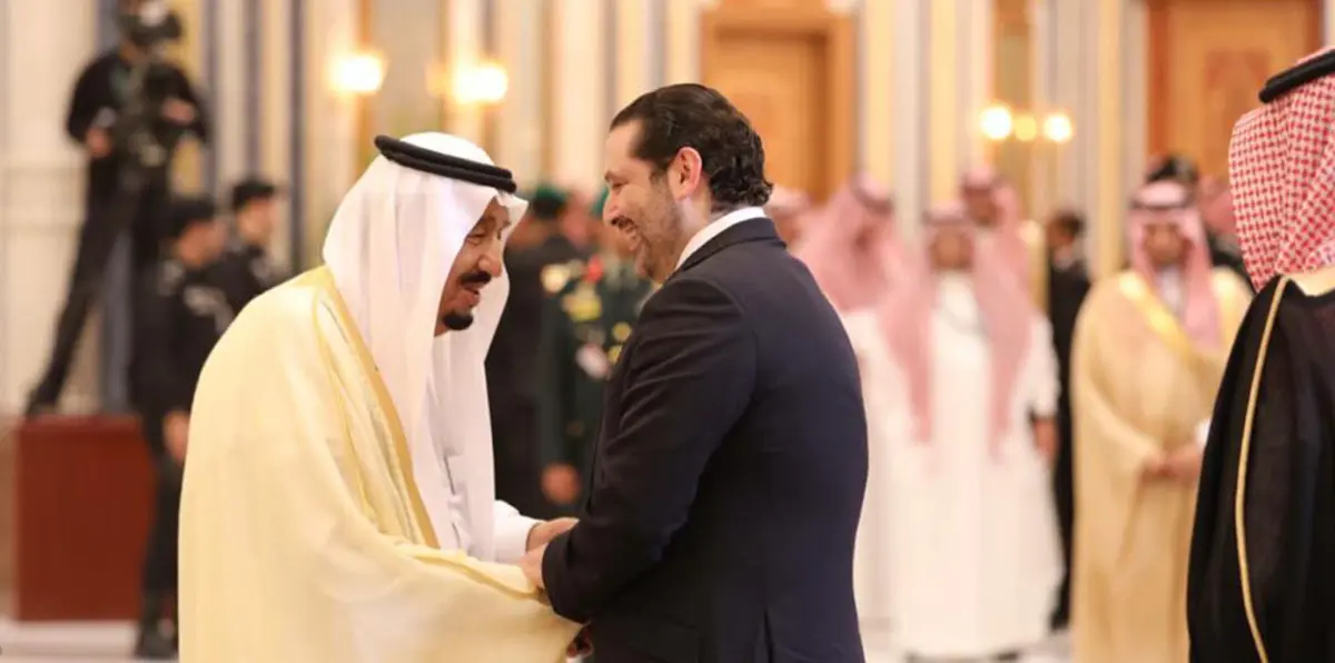 بالفيديو.. الملك سلمان يمازح الحريري