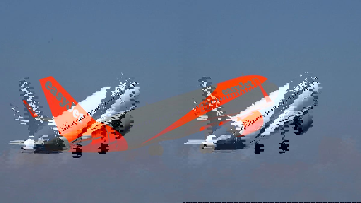 "الإندبندنت": إيزي جيت تلغي 1700 رحلة صيفية بسبب التأخير بمراقبة الحركة الجوية