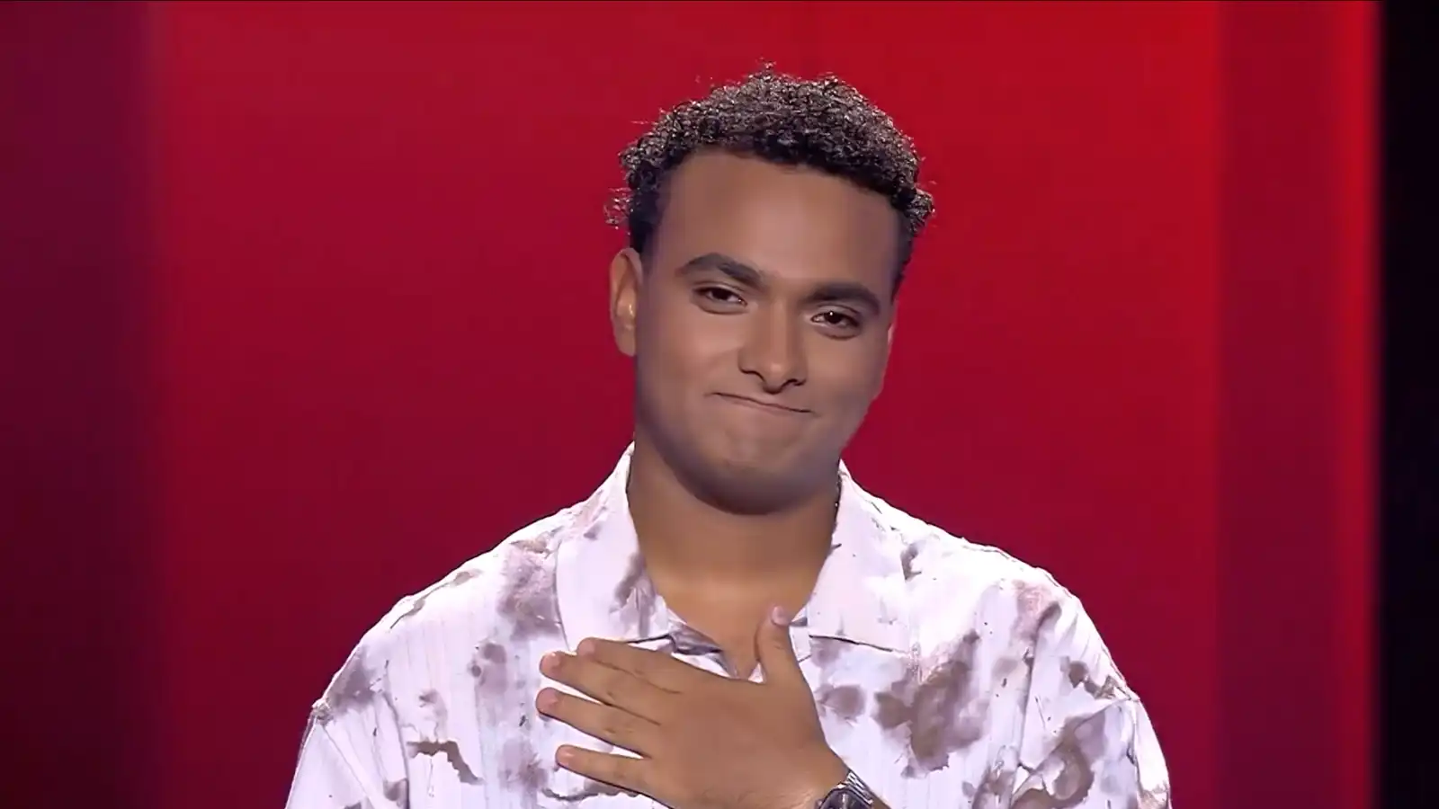 الاعتذار أو الملاحقة القضائية.. تصاعد أزمة "حفيد محمد فوزي"