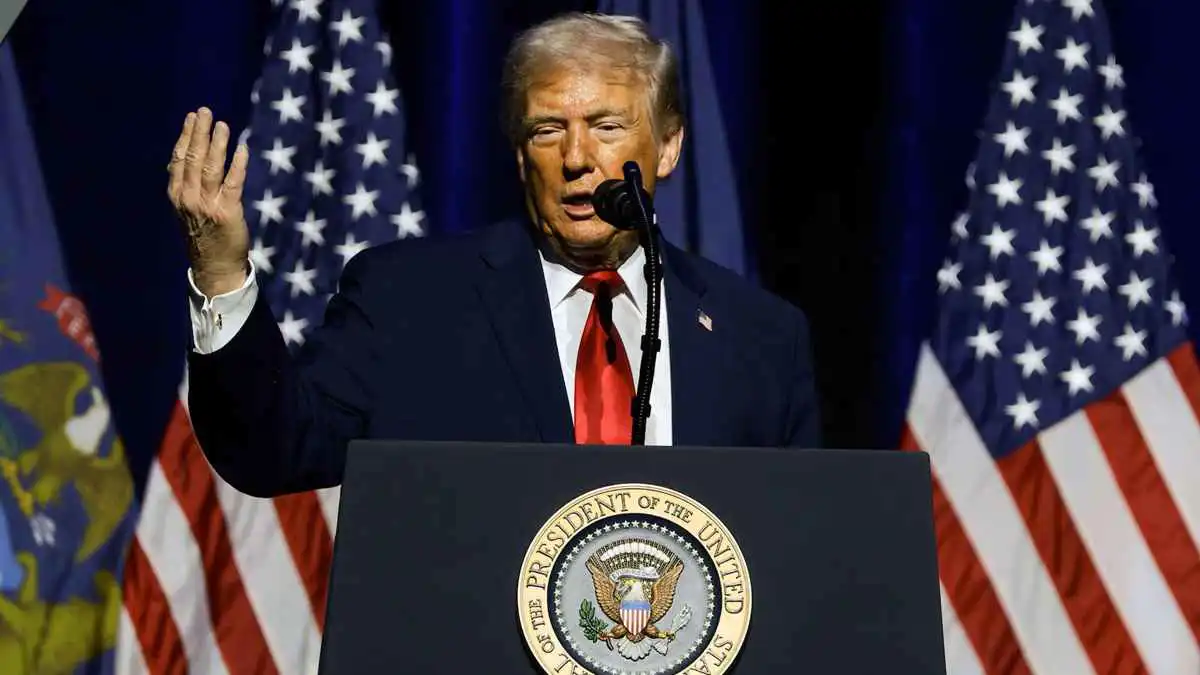 ترامب: إسرائيل لم تقنعني قط بشن حرب على إيران