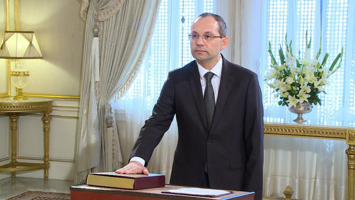 "جهاز الاغتيالات" السرّي لحركة النهضة يجرّ وزير الداخلية التونسي إلى القضاء