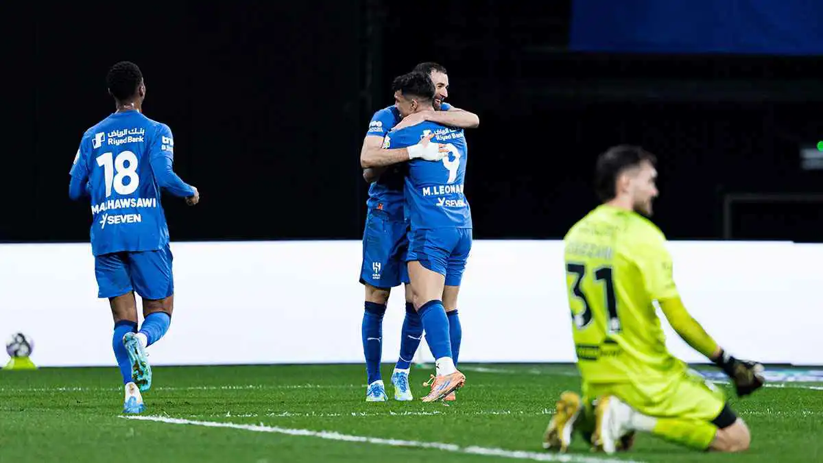 الخطة صفر أخطاء.. وليد الفراج يوجه تحذيرًا خطيرًا للهلال السعودي