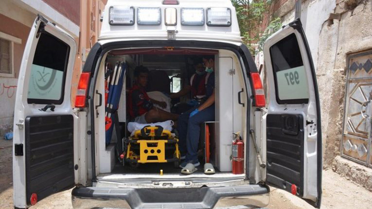 وفاة فتاة وإصابة 6 آخرين بحريق ملحق بناية في جدة السعودية (صور)