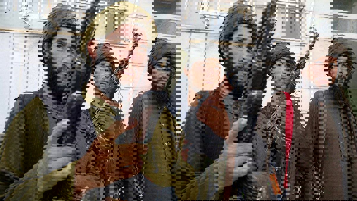 القوات الأفغانية وطالبان تواصلان المعارك على وقع محادثات السلام بينهما في الدوحة