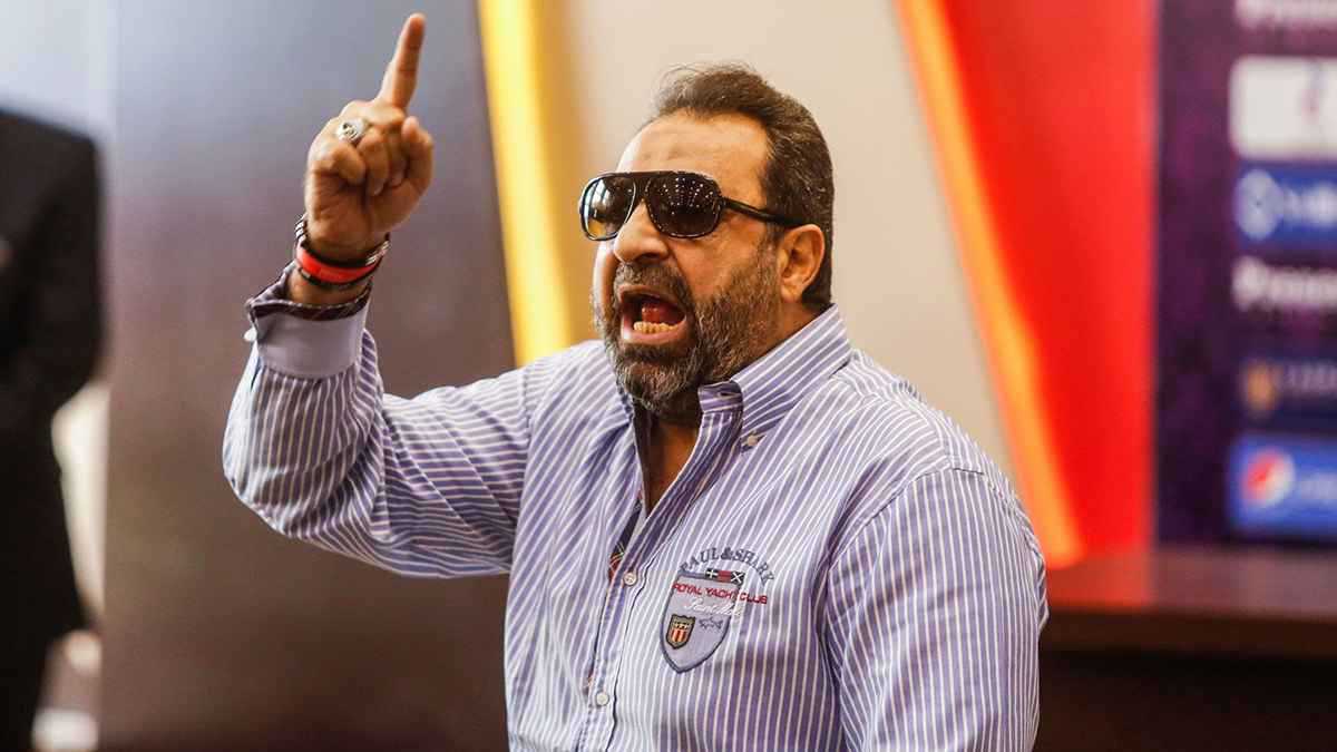 الخطيب حرضنا على صالح سليم.. مجدي عبد الغني يحرج رئيس الأهلي