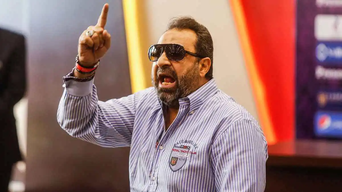 الخطيب حرضنا على صالح سليم.. مجدي عبد الغني يحرج رئيس الأهلي