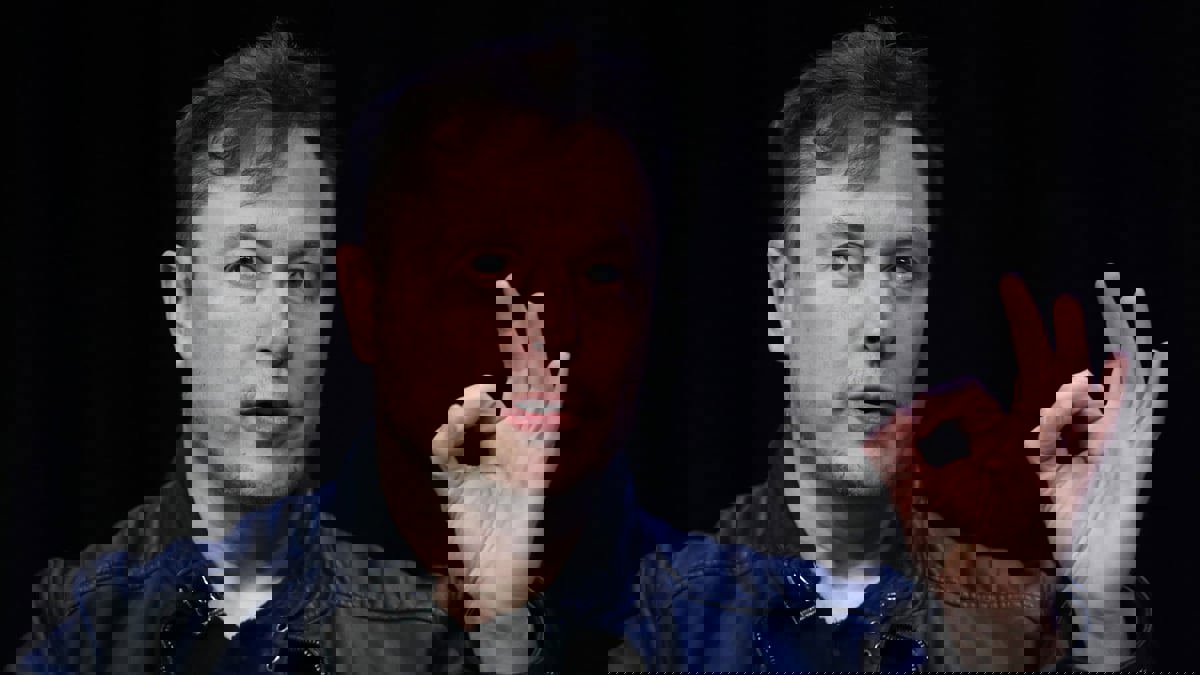 إيلون ماسك متهم "بنشر شائعات" على "تويتر" حول اقتحام منزل بيلوسي 