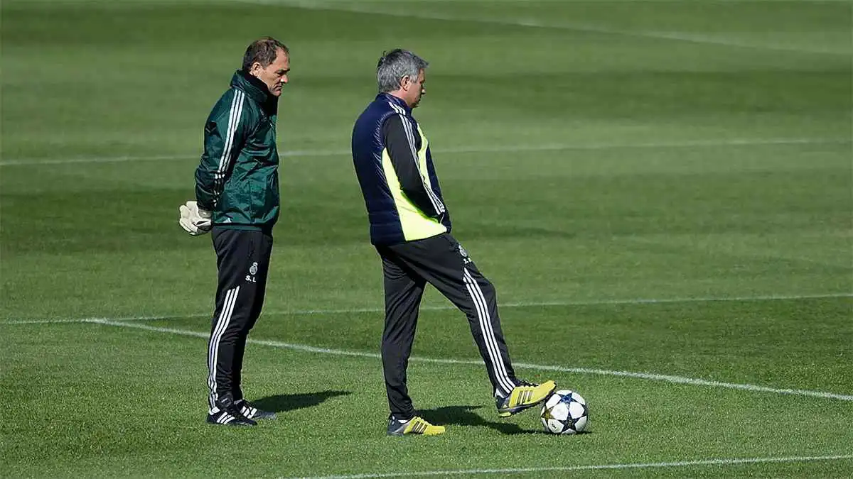 وفاة مساعد مورينيو في نادي ريال مدريد