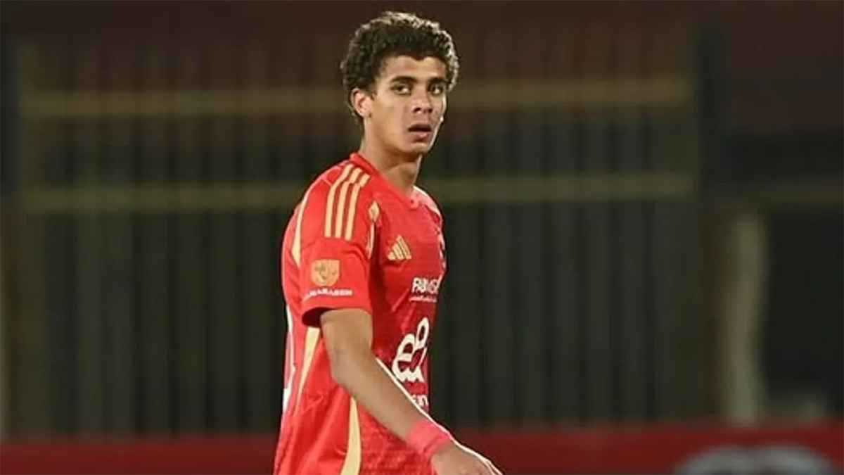 اقترب من اللعب لبرشلونة.. من هو نجم الأهلي حمزة عبد الكريم؟ | إرم نيوز