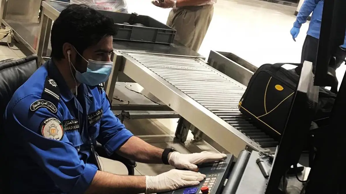 عقب وقفة احتجاجية.. إعادة نظام العمل السابق لمفتشي أمن مطار الكويت