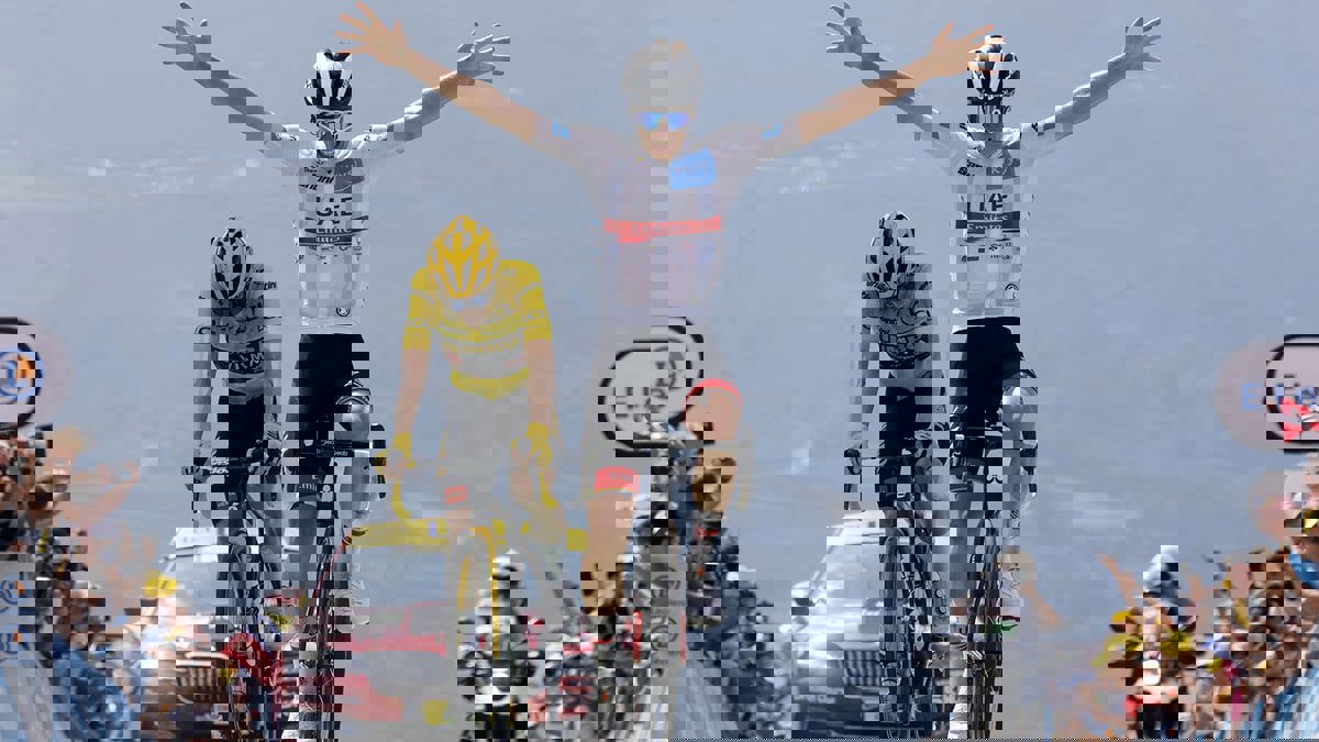 طواف فرنسا: السلوفيني تادي بوجاتشر يفوز بالمرحلة 17