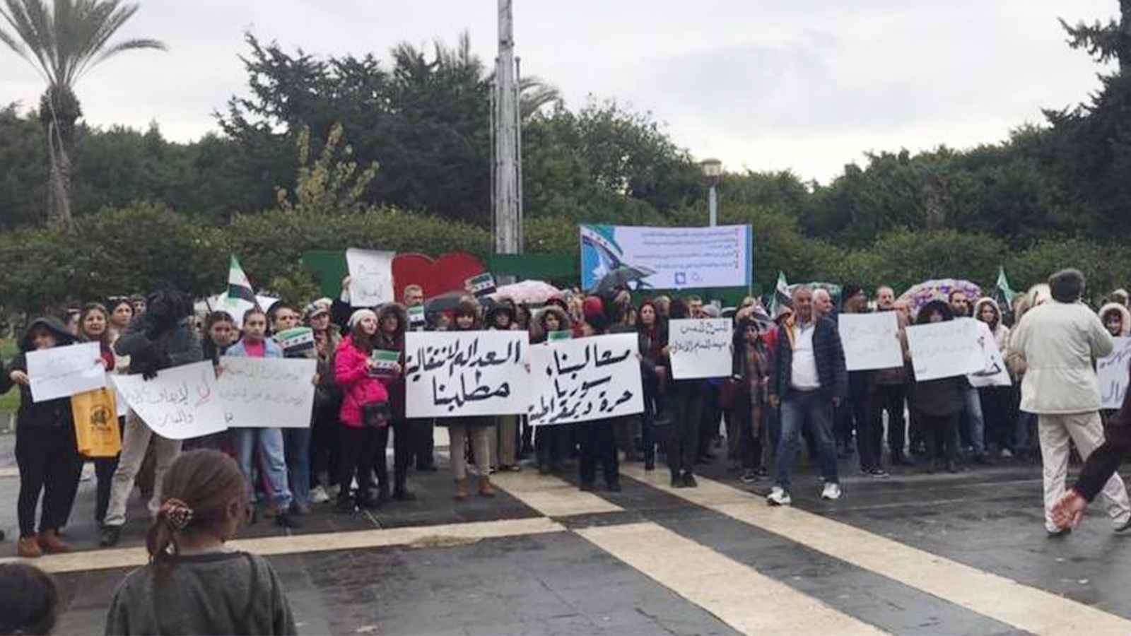 "المجلس العلوي" يصعد خطابه ضد الإدارة السورية ويلوّح بـ"الفيدرالية"