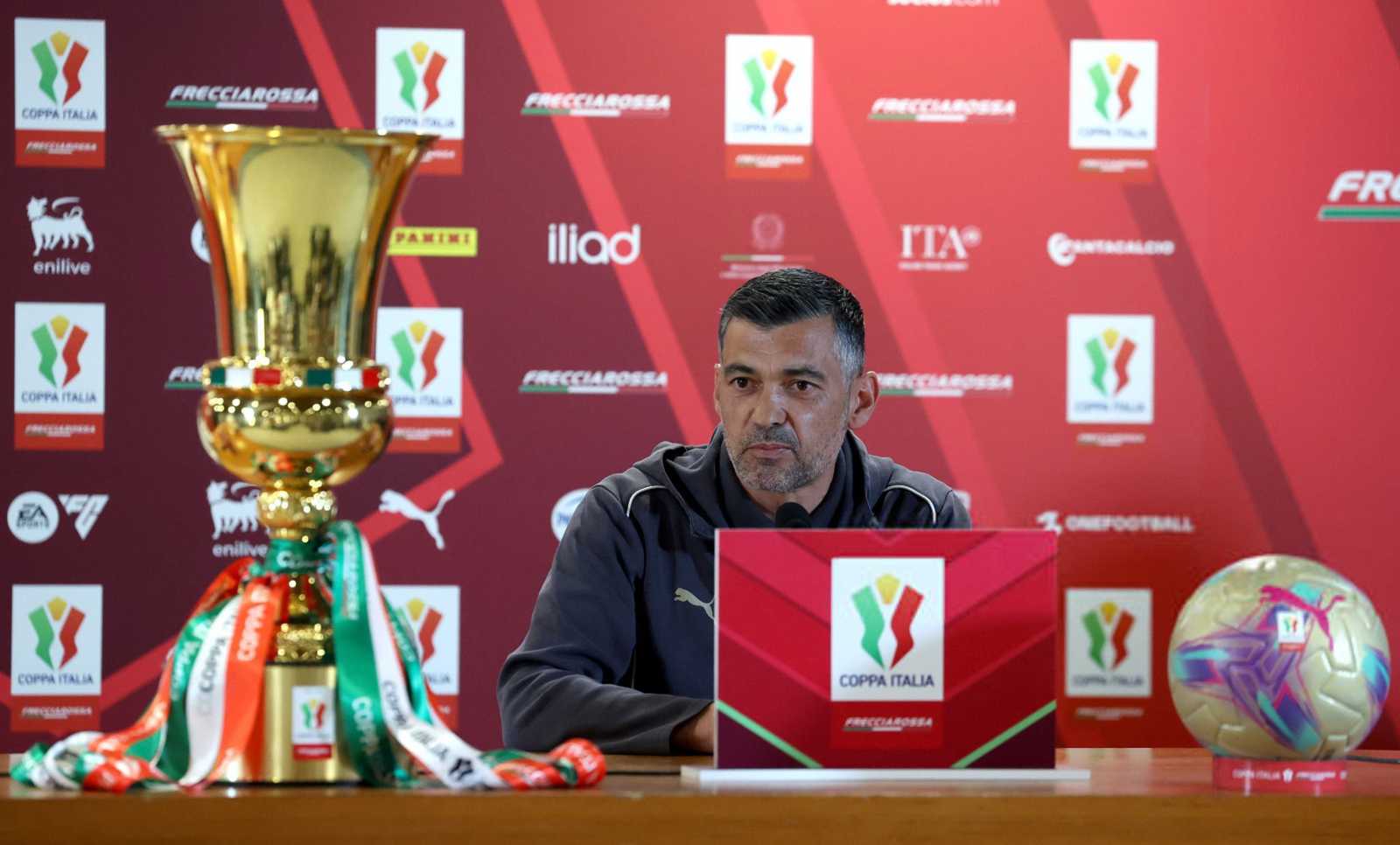 أبولا: كونسيساو مديرا فنيا لنادي الاتحاد السعودي